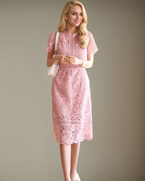 Robe rose poudré dentelle