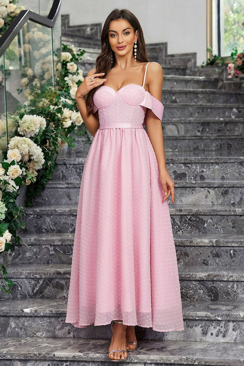 Robe épaule dénudée rose poudré