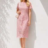 Robe rose poudré dentelle