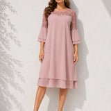Robe plissée rose poudré